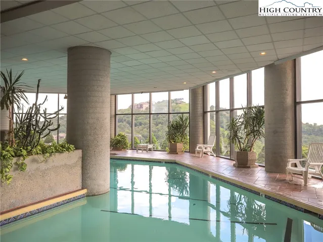 $234,000 | 303 Sugar Top Drive, Unit 2413, Sugar Mountain, NC 28604