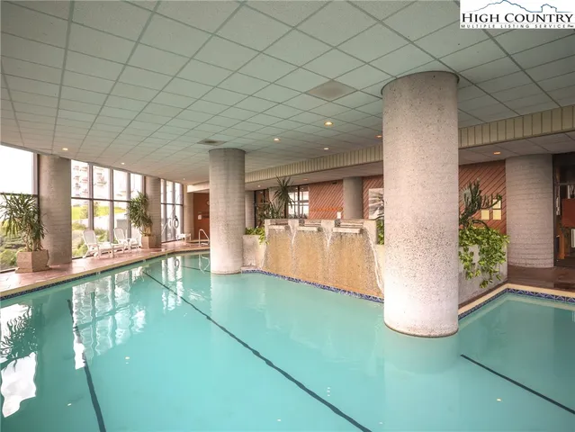 $234,000 | 303 Sugar Top Drive, Unit 2413, Sugar Mountain, NC 28604