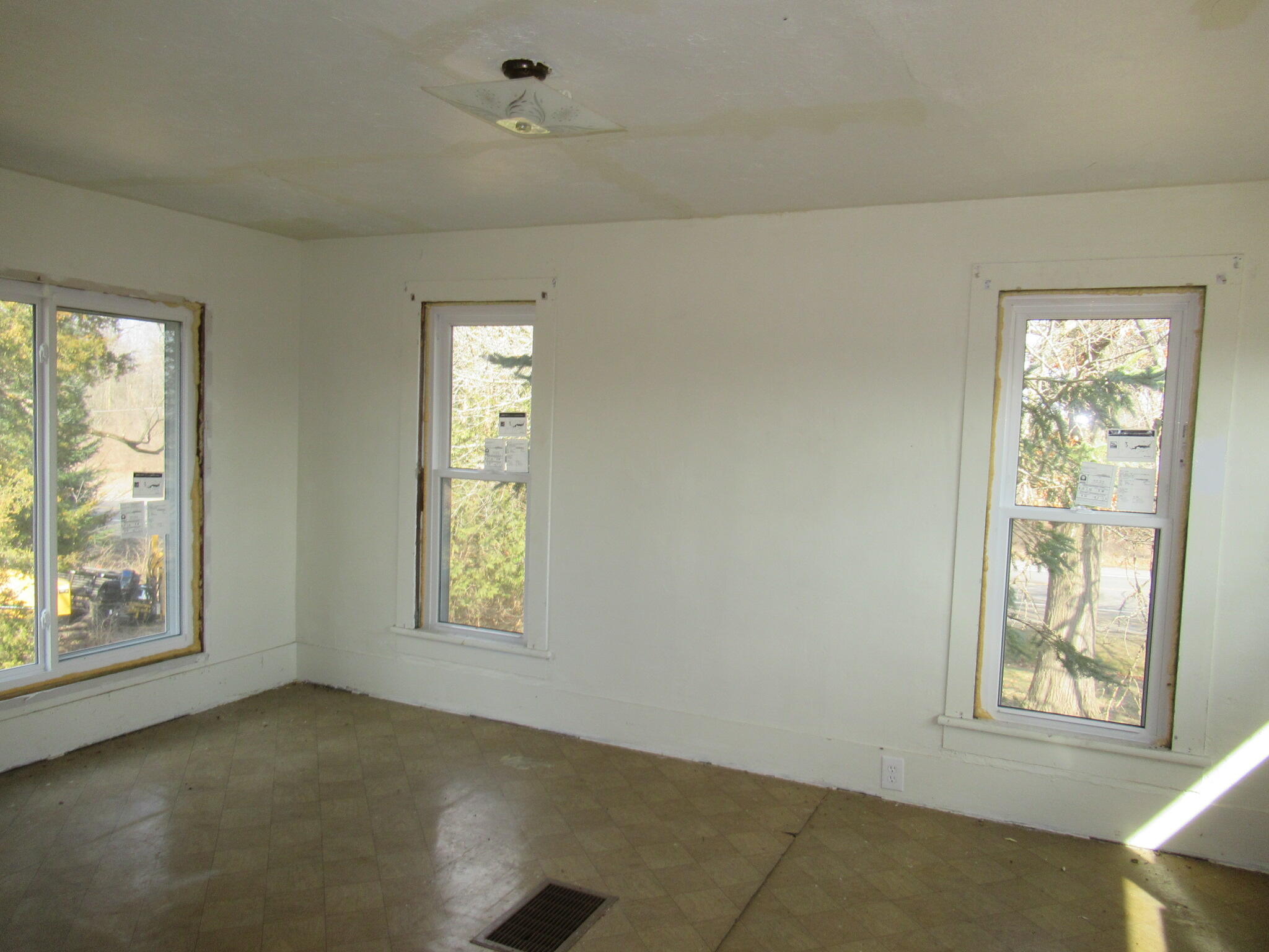 11859 East Chicago Road Jerome, MI 49249 - Photo 16 of 23 Bed 1