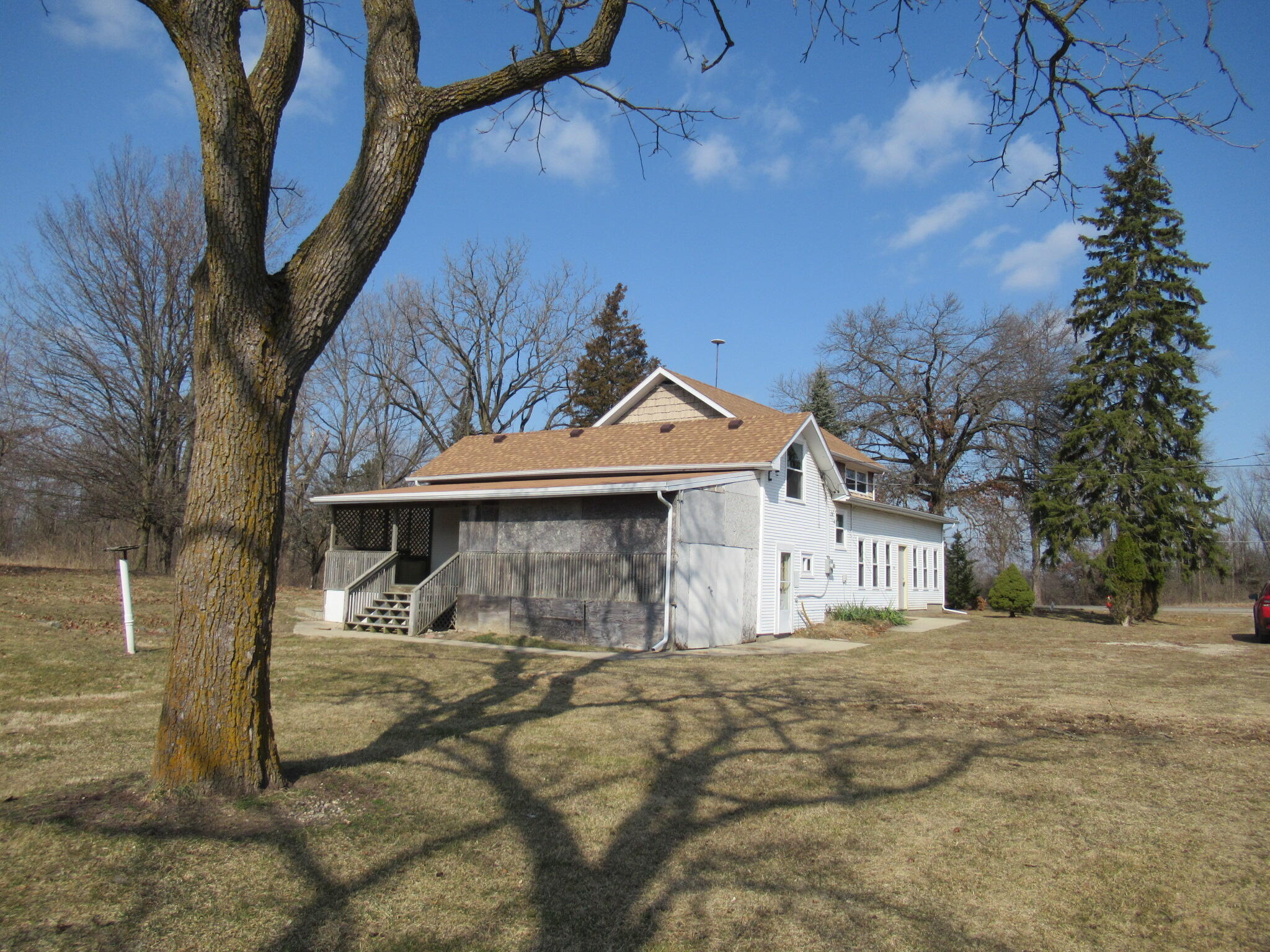 11859 East Chicago Road Jerome, MI 49249 - Photo 2 of 23 Back