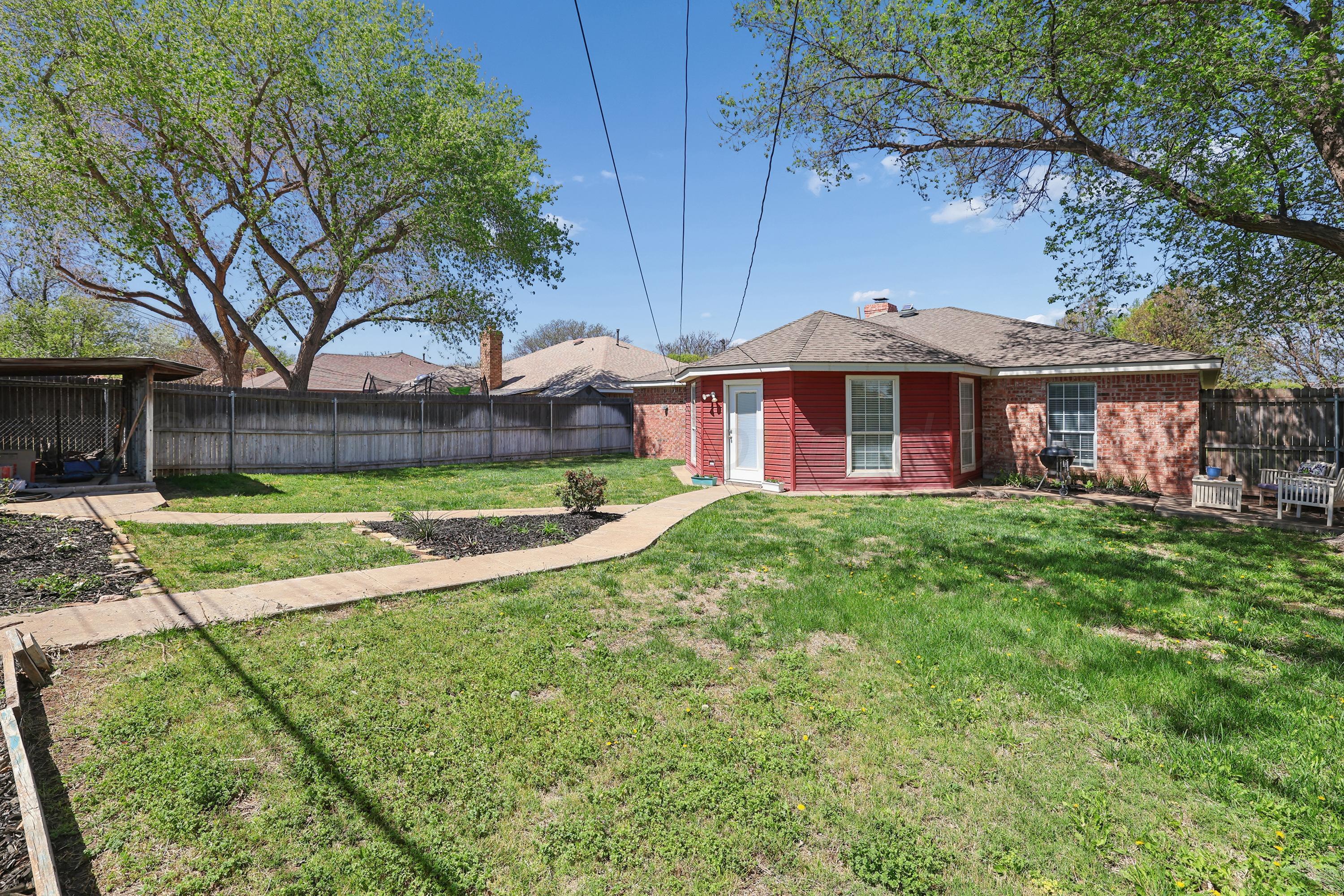 4207 Relatta Avenue Amarillo, TX 79110 - Photo 15 of 19 23-Backyard