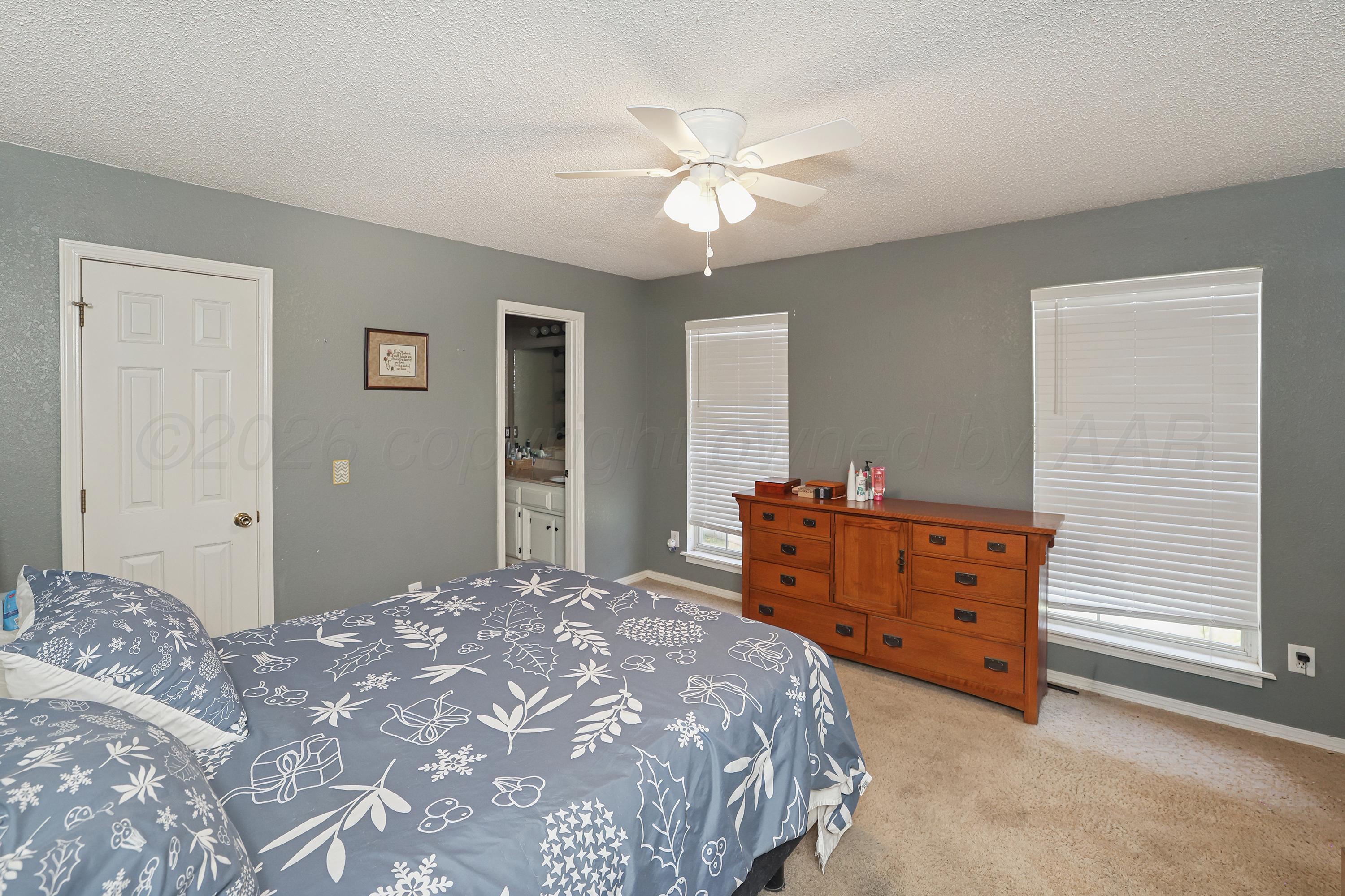 4207 Relatta Avenue Amarillo, TX 79110 - Photo 10 of 19 14-Primary Bedroom