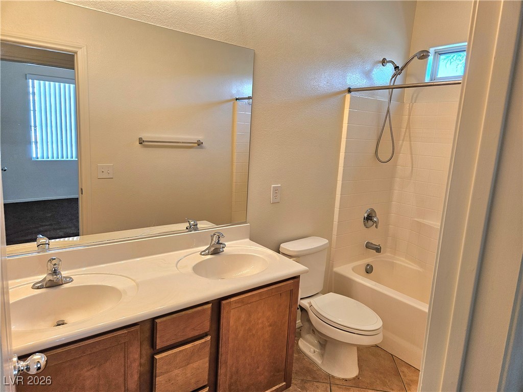 8941 Marmot Ridge Court Las Vegas, NV 89149 - Photo 16 of 22 Hall bathroom upstairs