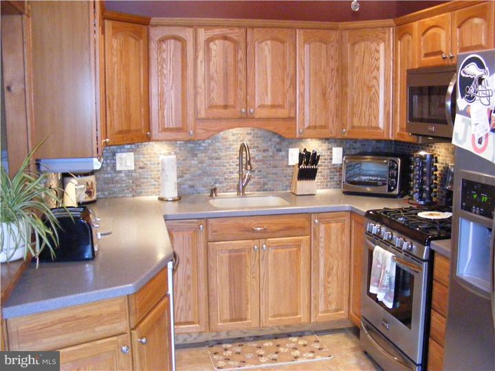 12407 Medford Road Philadelphia, PA 19154 - Photo 8 of 22 Kitchen