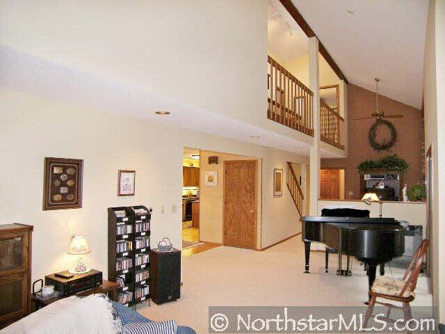 6721 Schelee Court Northwest Rochester, MN 55901 - Photo 3 of 10