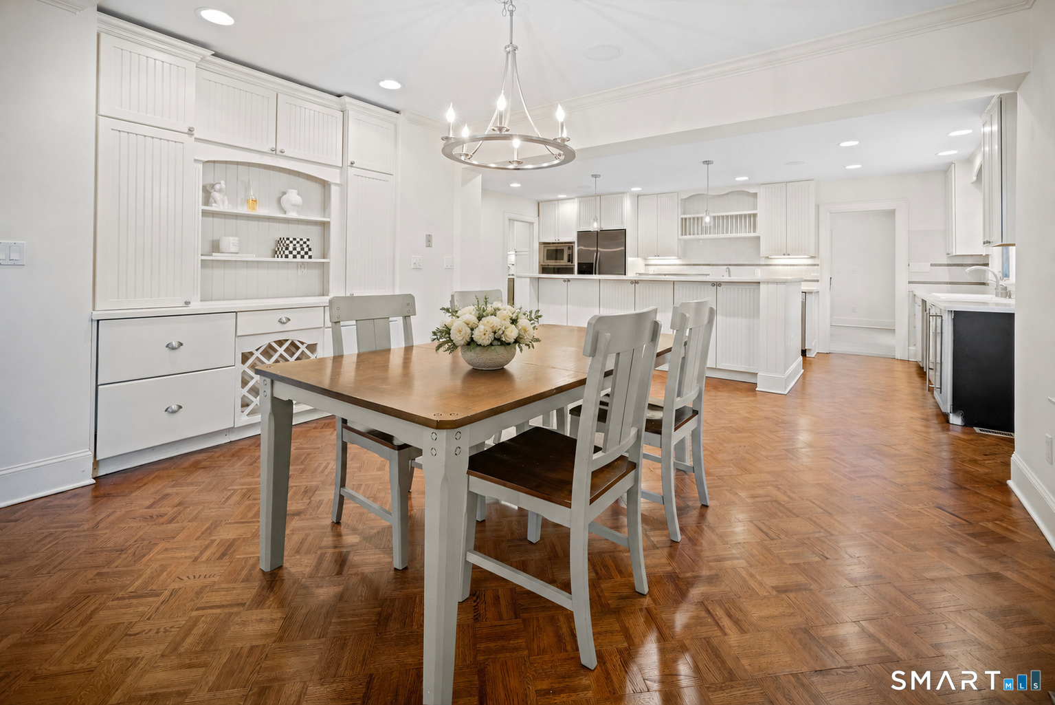 39 Powder Horn Hill Road Wilton, CT 06897 - Photo 5 of 31