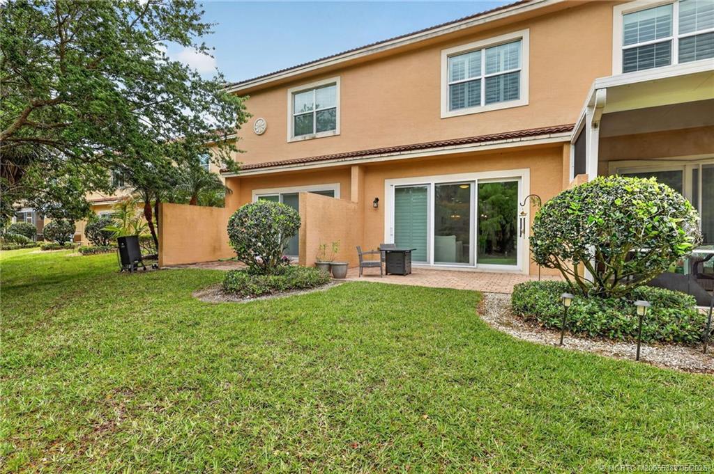 587 Southwest Glen Crest Way Stuart, FL 34997 - Photo 35 of 45