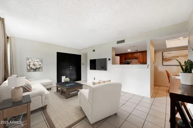 $225,000 | 4602 East Broadway Road, Phoenix, AZ 85040