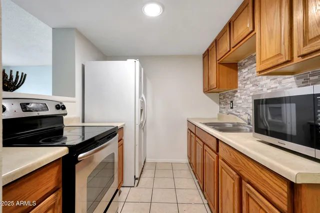 $225,000 | 4602 East Broadway Road, Phoenix, AZ 85040