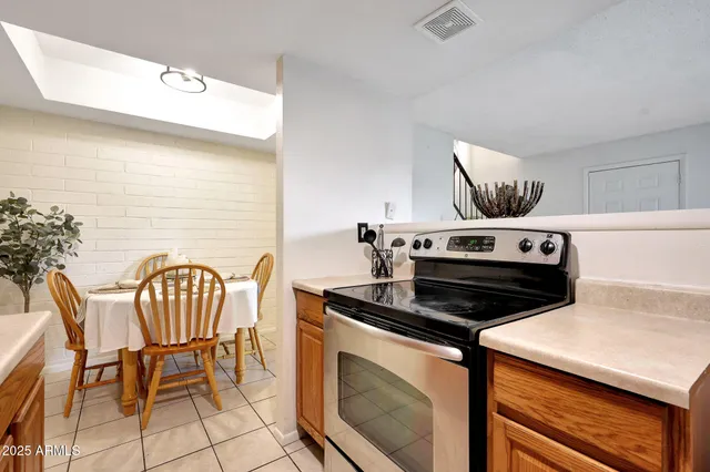 $225,000 | 4602 East Broadway Road, Phoenix, AZ 85040