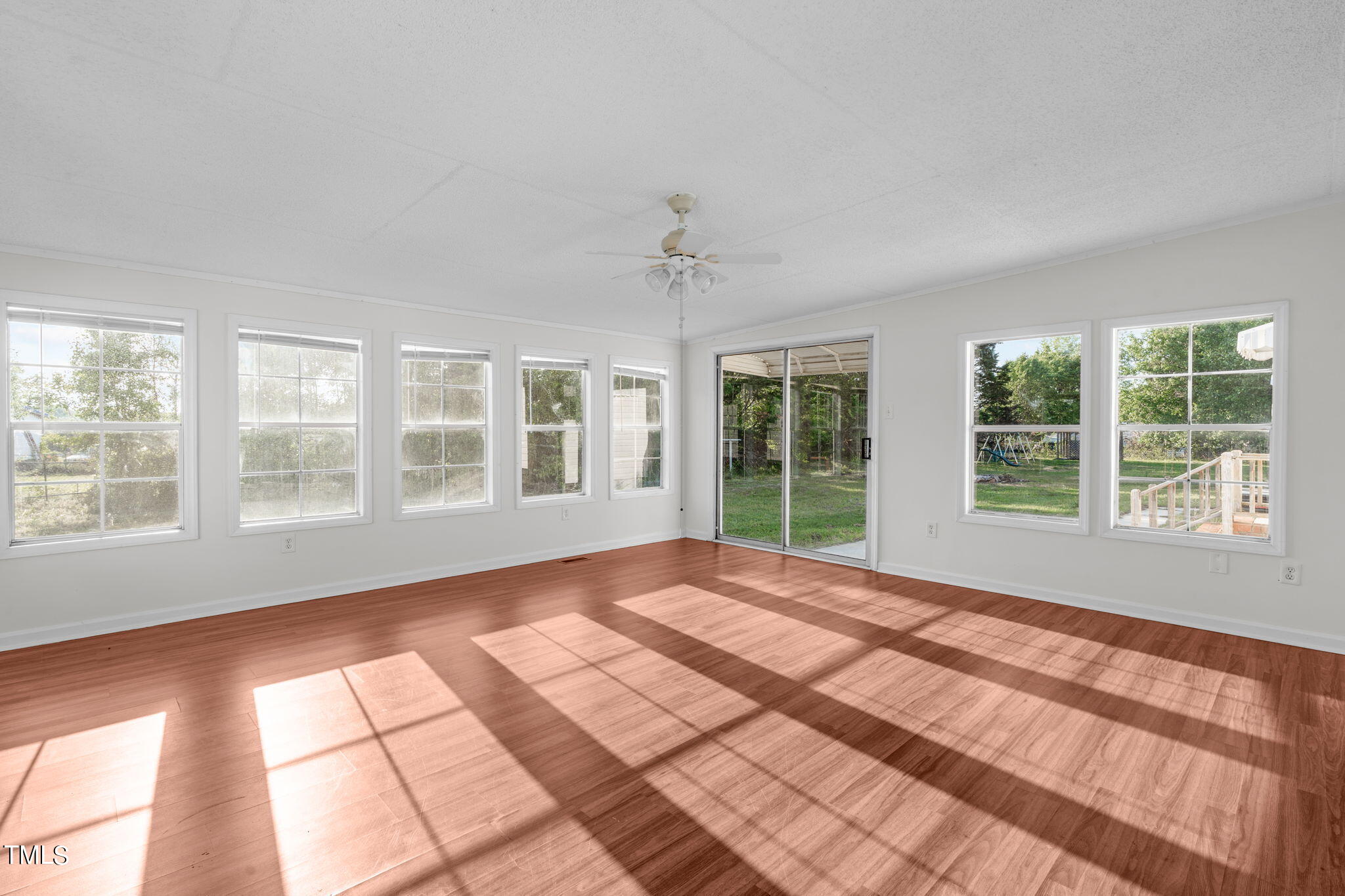 7844 Barbour Store Road Willow Spring, NC 27592 - Photo 33 of 40 Sunroom