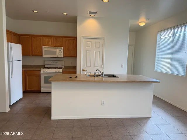 $1,795 | 1650 Manzanita Drive, Cottonwood, AZ 86326