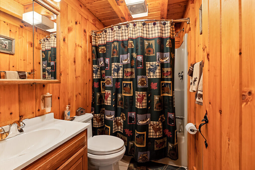 11 Woods Road Dallas Plt, ME 04970 - Photo 22 of 58 1st Floor Full Bath