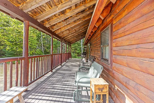 $499,900 | 11 Woods Road, Dallas Plt, ME 04970