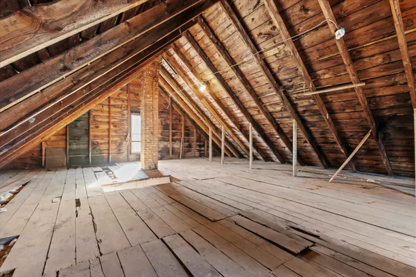 $575,000 | 177 Winnicutt Road, Stratham, NH 03885