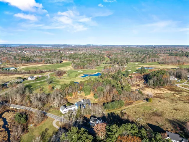 $600,000 | 177 Winnicutt Road, Stratham, NH 03885