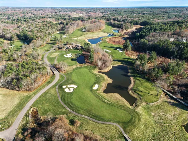 $600,000 | 177 Winnicutt Road, Stratham, NH 03885