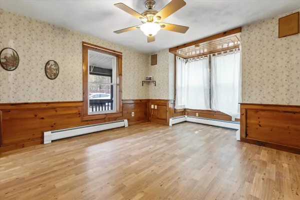 $575,000 | 177 Winnicutt Road, Stratham, NH 03885