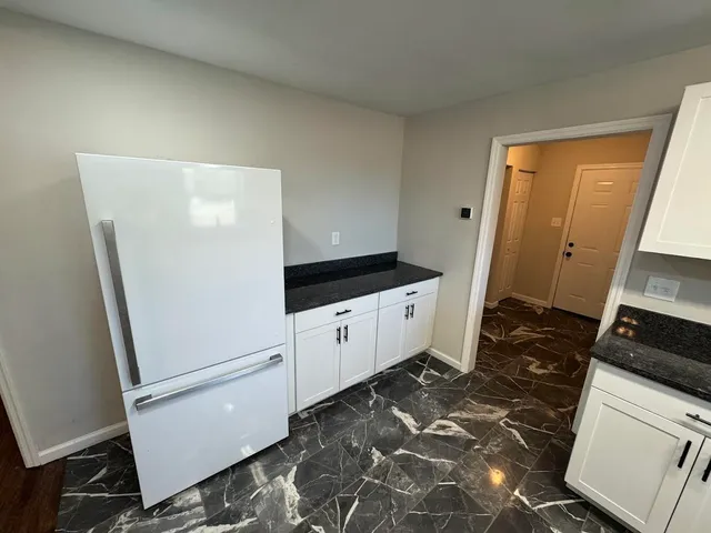 $240,000 | 1401 Old Highway 6, Cross, SC 29436