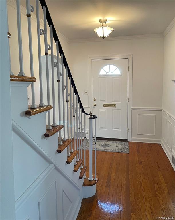 106 Trumbull Road Manhasset, NY 11030 - Photo 16 of 27