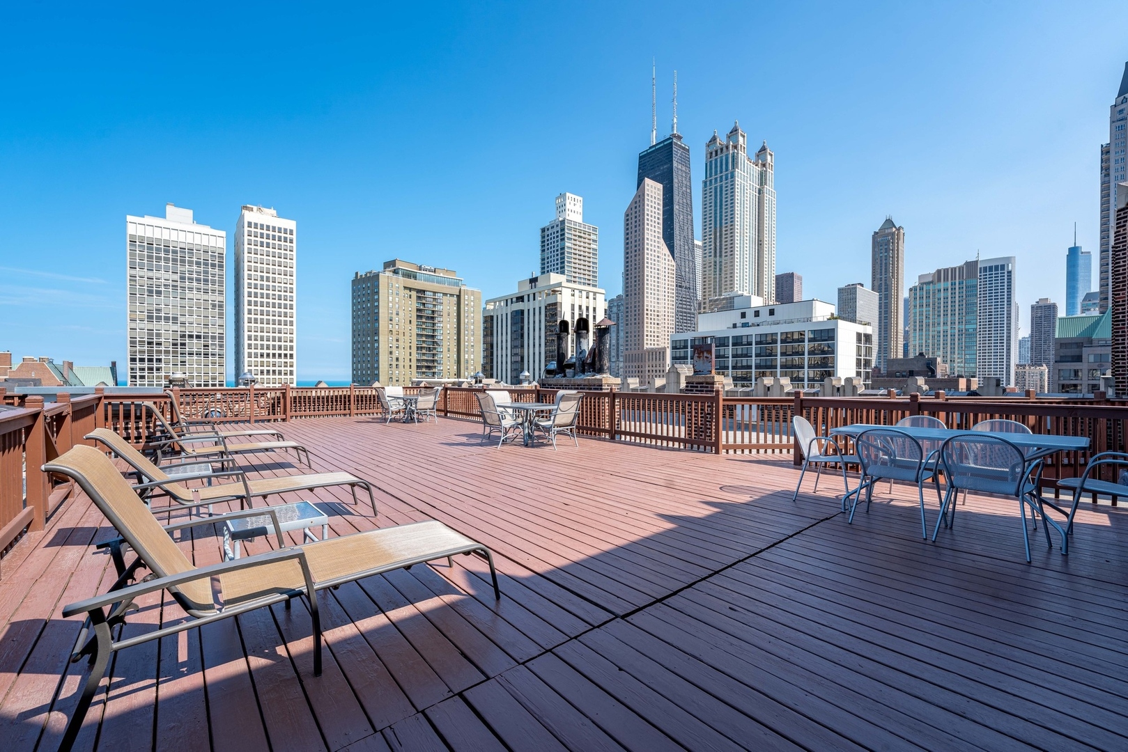 20 East Cedar Street, Unit 6E Chicago, IL 60611 - Photo 33 of 35 a view of outdoor space with seating space