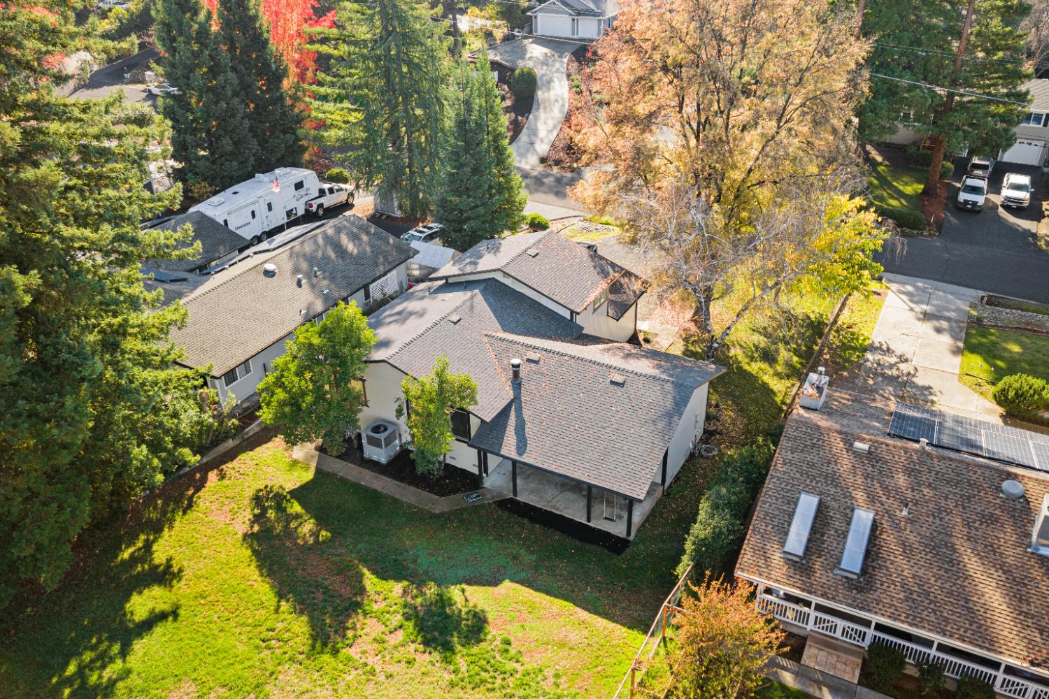 24626 Oro Valley Road Auburn, CA 95602 - Photo 52 of 54 an aerial view of a house with a garden and swimming pool