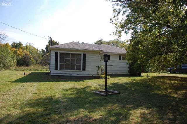 2300 Murphy Road Flint, MI 48504 - Photo 1 of 11 21227208.JPG