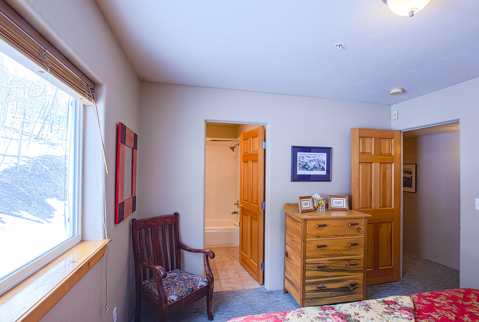 323 Adams Ranch Road, Unit 6B Mountain Village, CO 81435 - Photo 27 of 39 queenbed_2