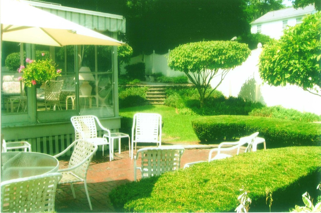 27 Ridgewood Road Westwood, MA 02090 - Photo 22 of 23 Gallery Image 22