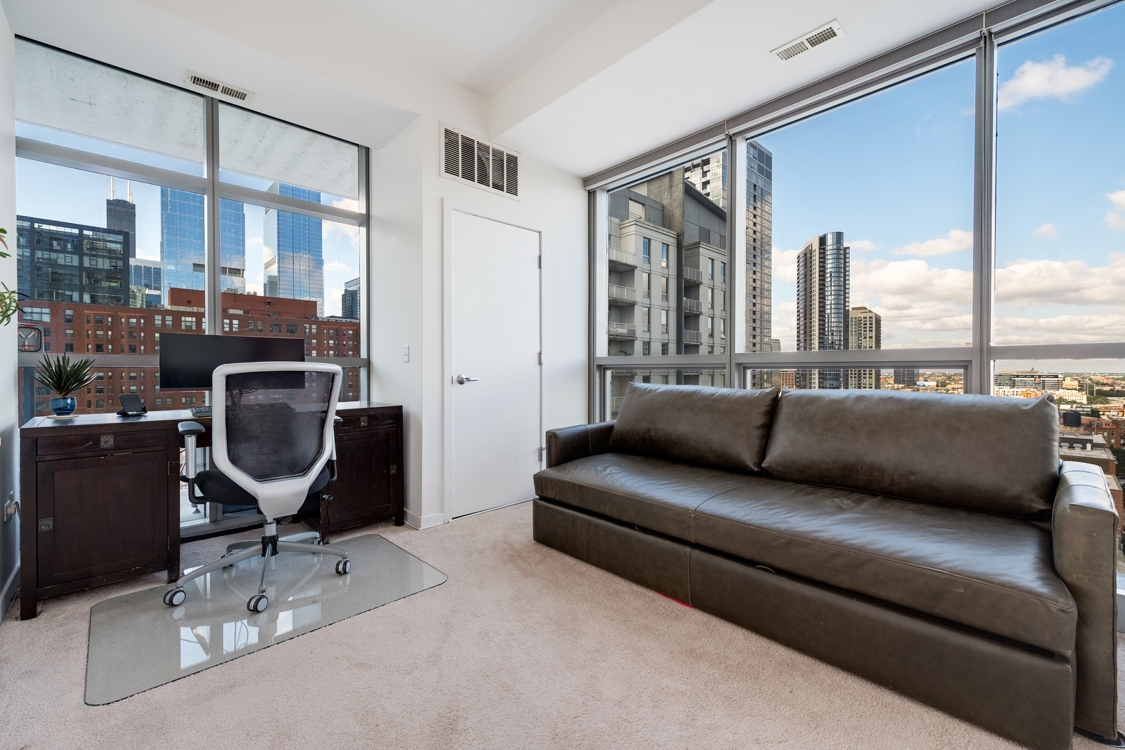 303 West Ohio Street, Unit 1807 Chicago, IL 60654 - Photo 12 of 29