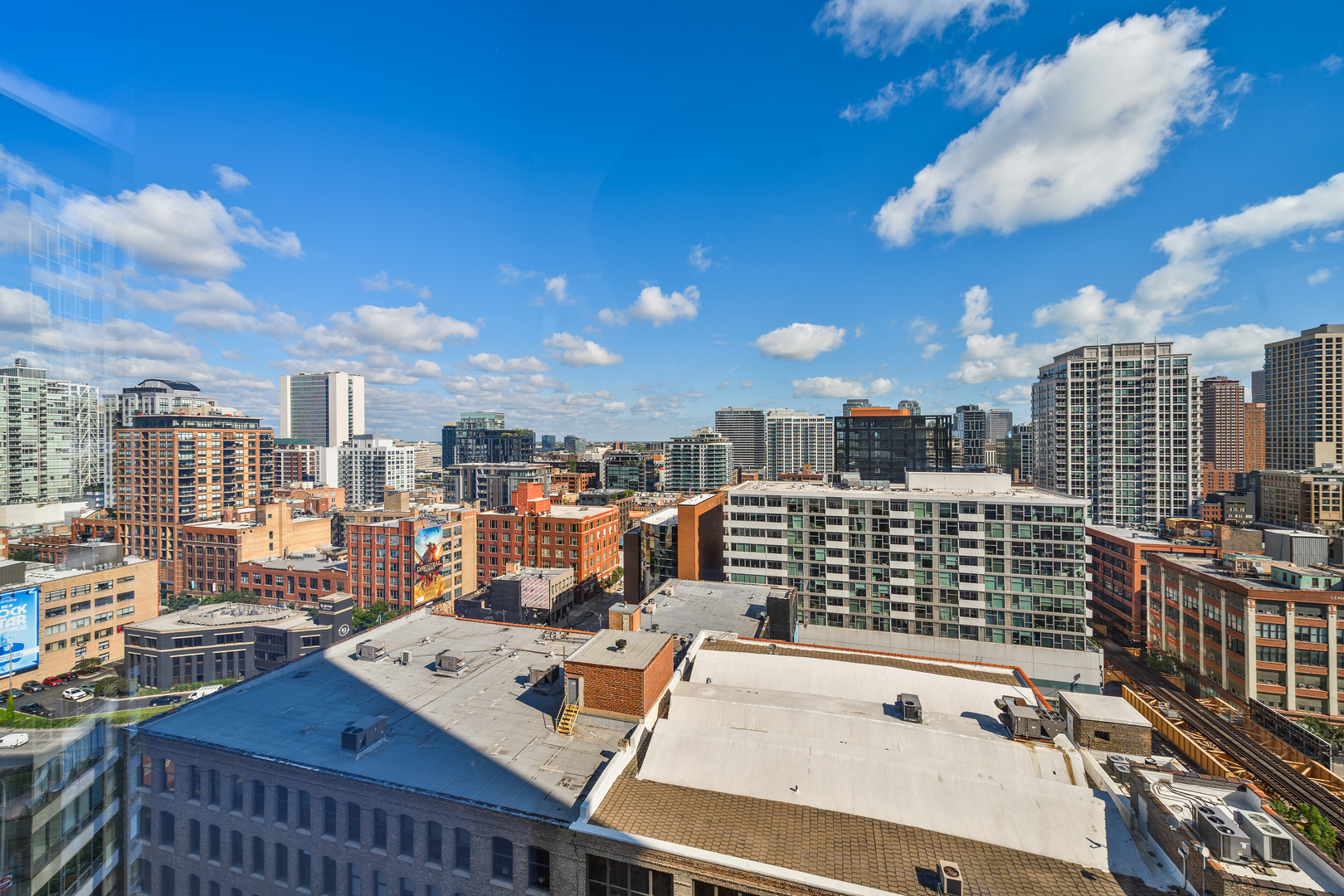 303 West Ohio Street, Unit 1807 Chicago, IL 60654 - Photo 19 of 29