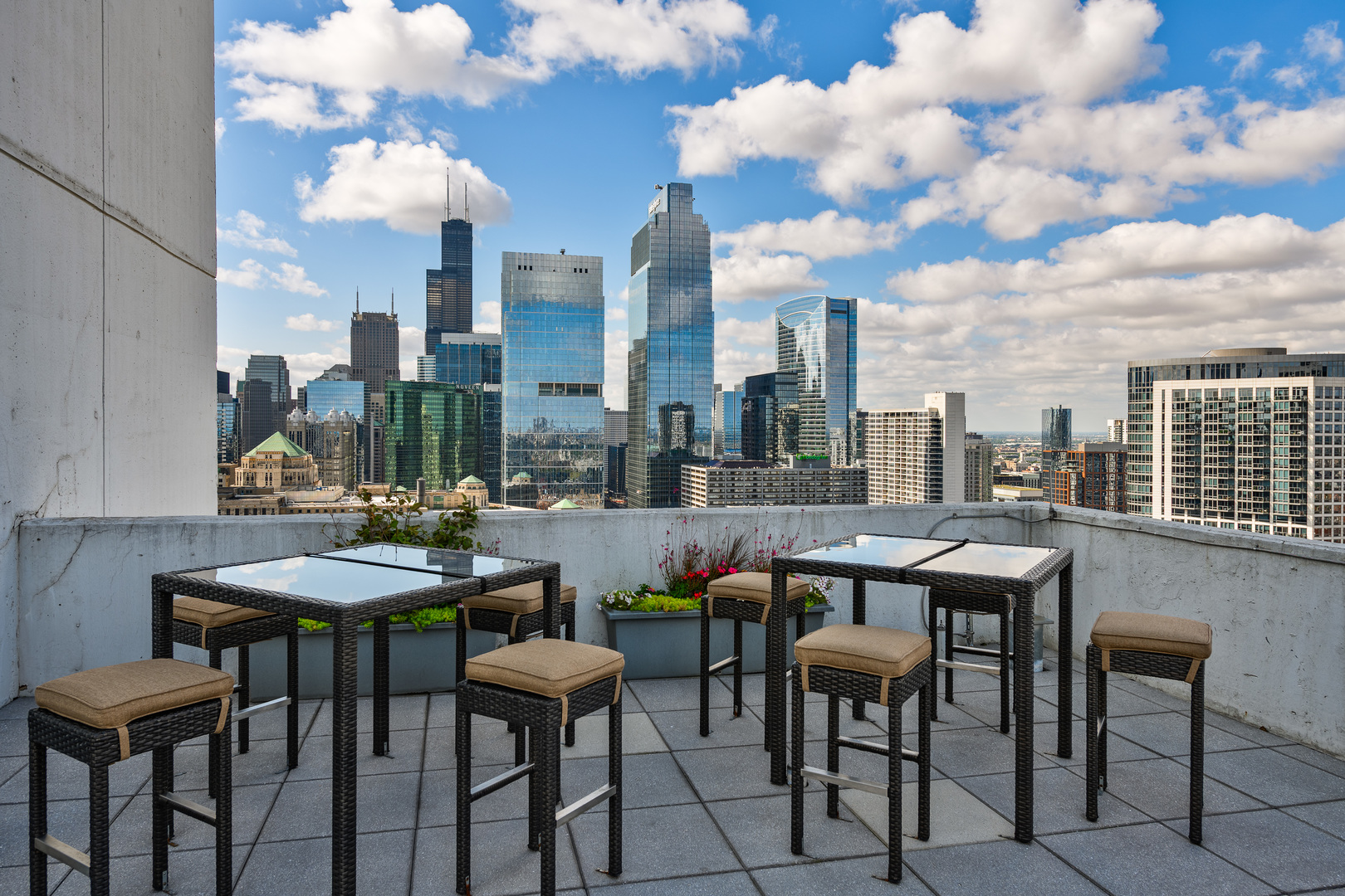 303 West Ohio Street, Unit 1807 Chicago, IL 60654 - Photo 23 of 29
