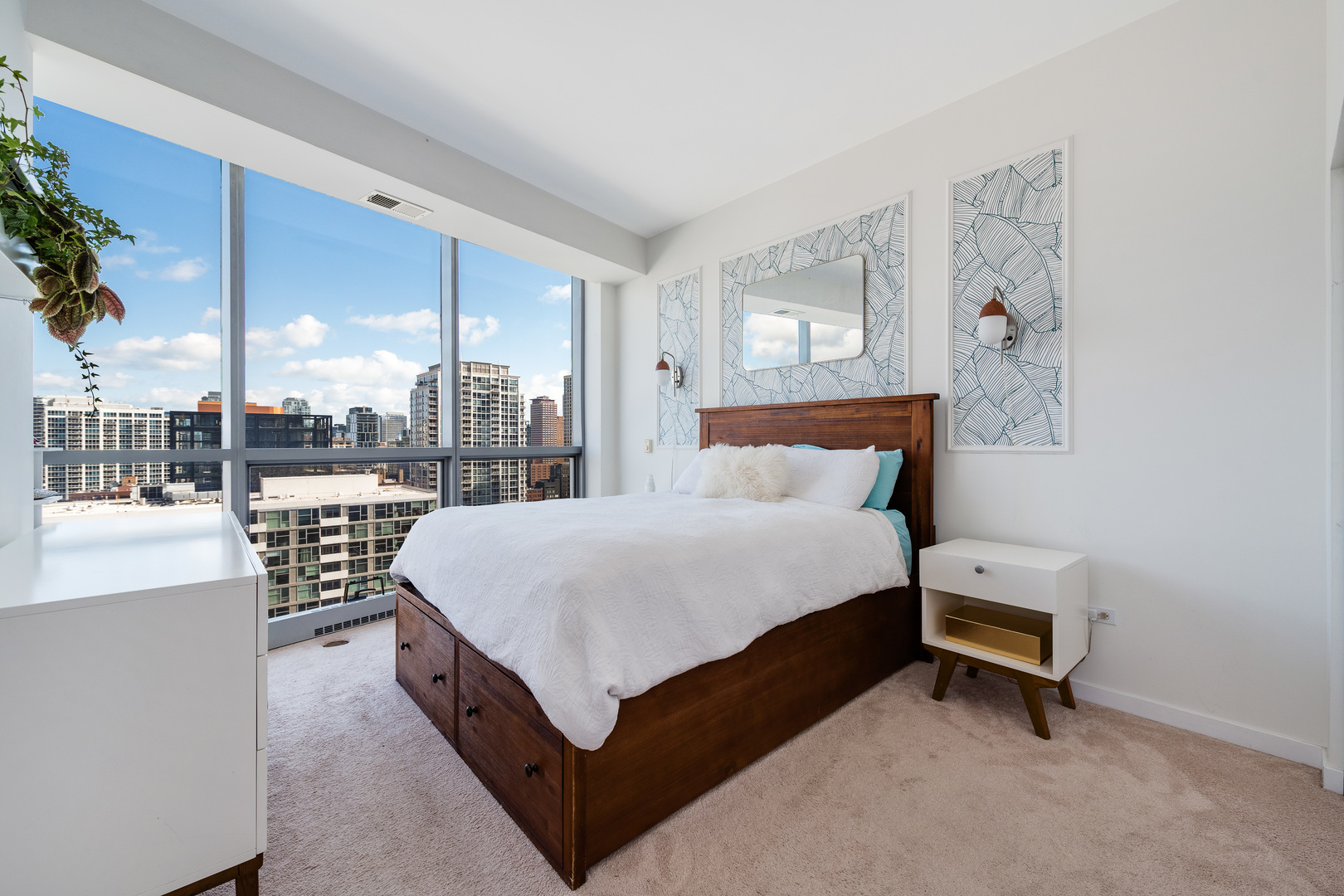 303 West Ohio Street, Unit 1807 Chicago, IL 60654 - Photo 9 of 29
