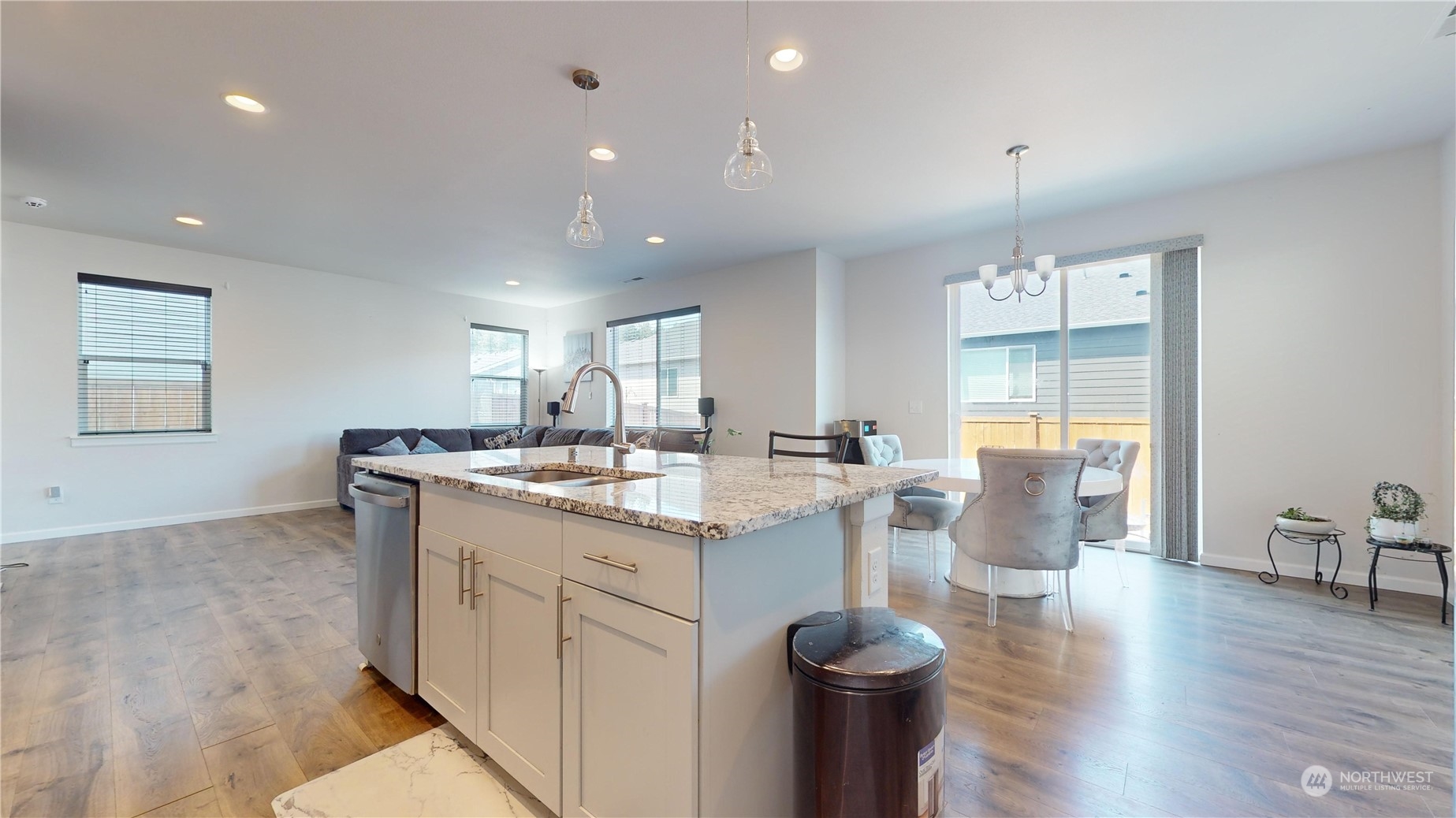 4348 Andasio Loop Southeast Port Orchard, WA 98366 - Photo 11 of 30 Gallery Image 11