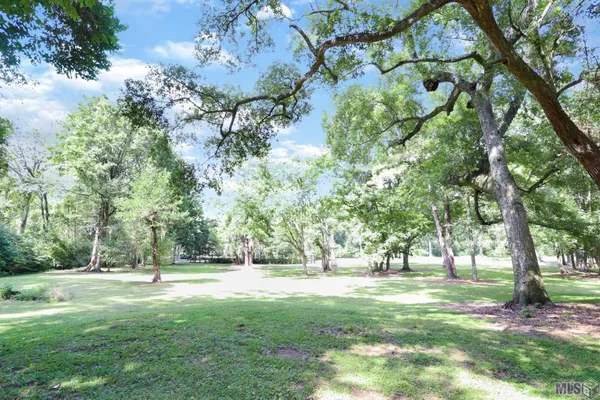 $199,000 | 10100 Longleaf Ln Street, St. Francisville, LA 70775
