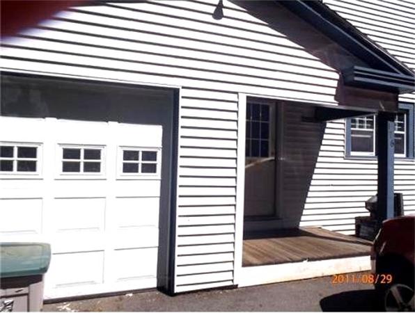 176 Triangle Street Amherst, MA 01002 - Photo 4 of 16
