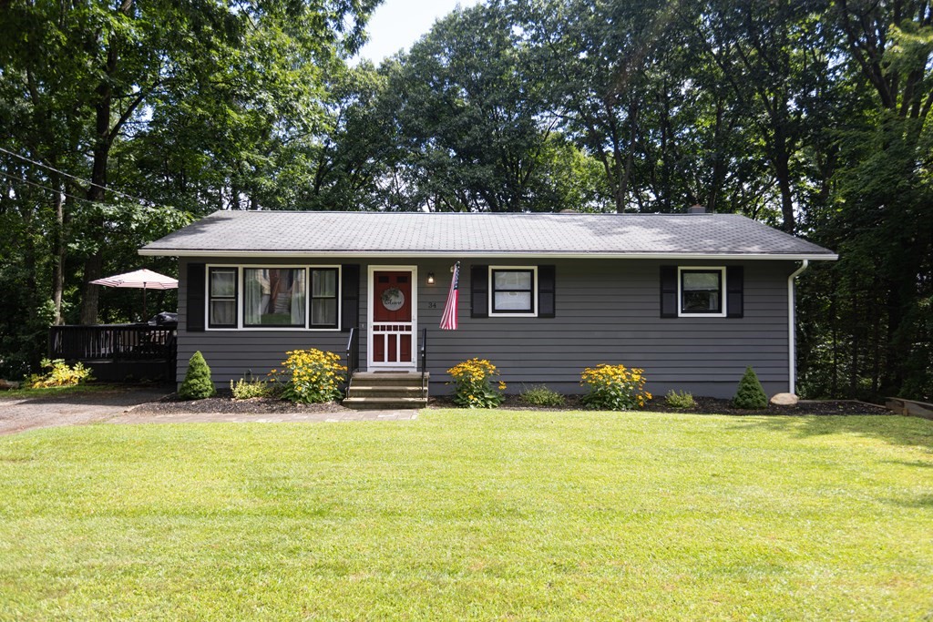 34 Laurelwood Road Rutland, MA 01543 - Photo 1 of 31