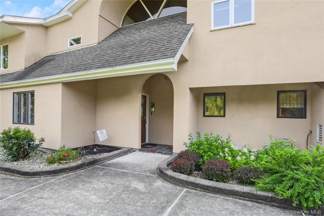 613 Horsepound Road Carmel, NY 10512 - Photo 3 of 31