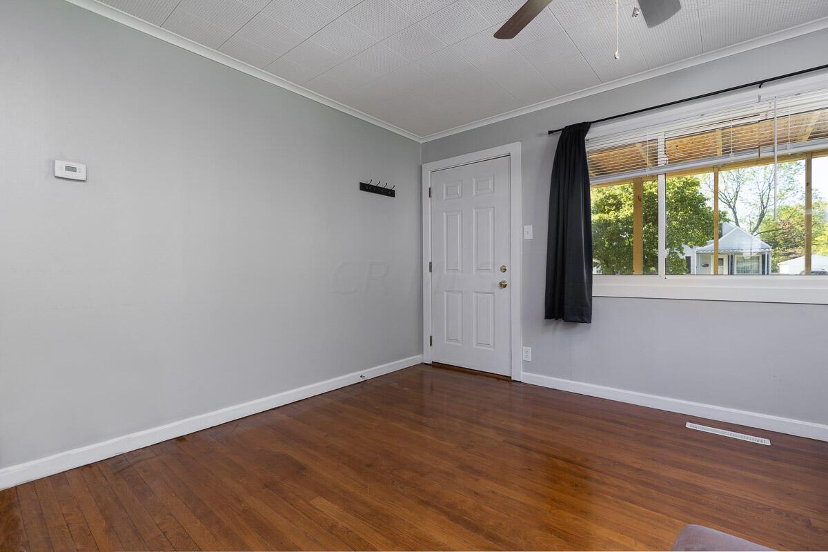 330 Chase Road Columbus, OH 43214 - Photo 4 of 23 Gallery Image 4