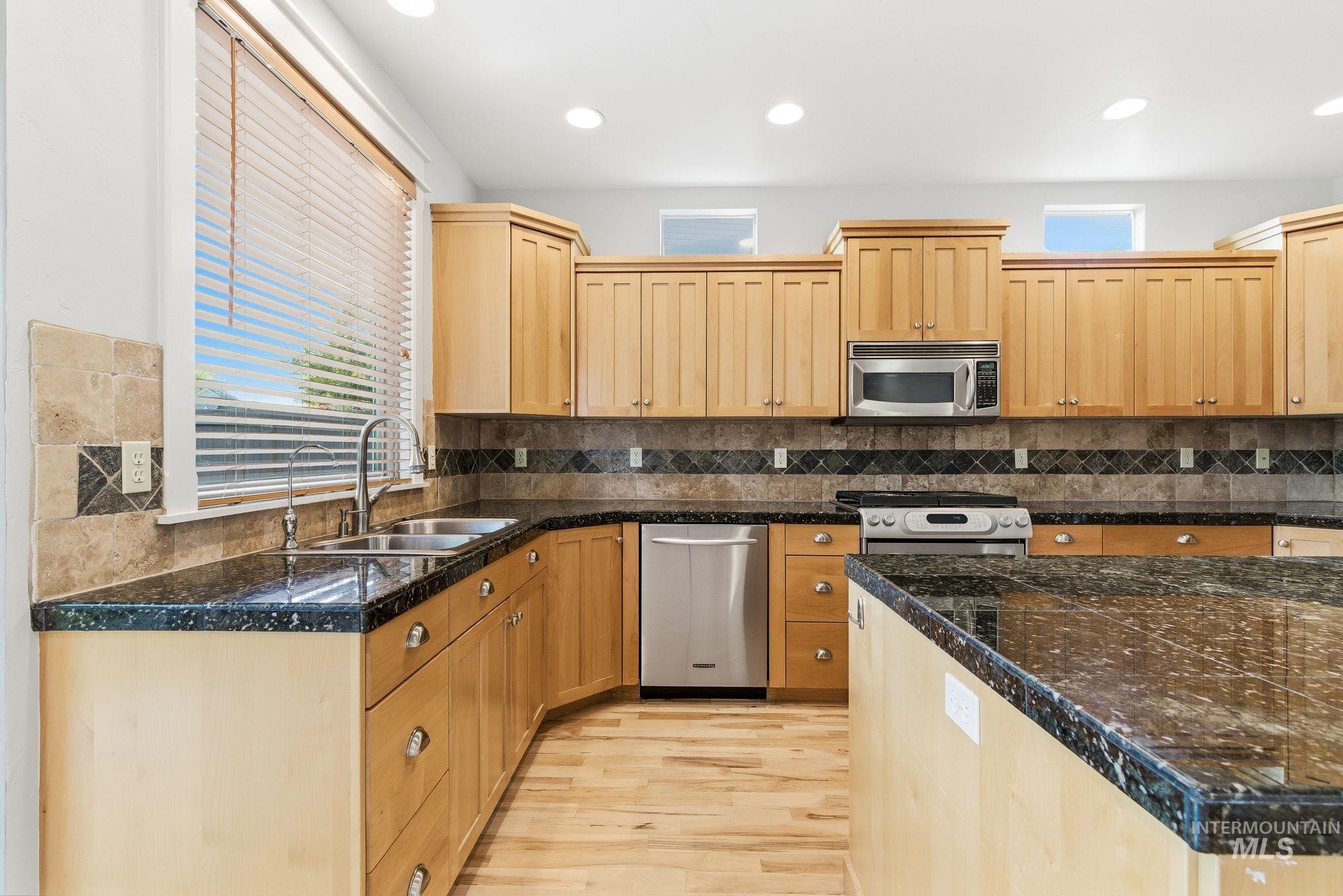 930 West Cagney Street Meridian, ID 83646 - Photo 15 of 48
