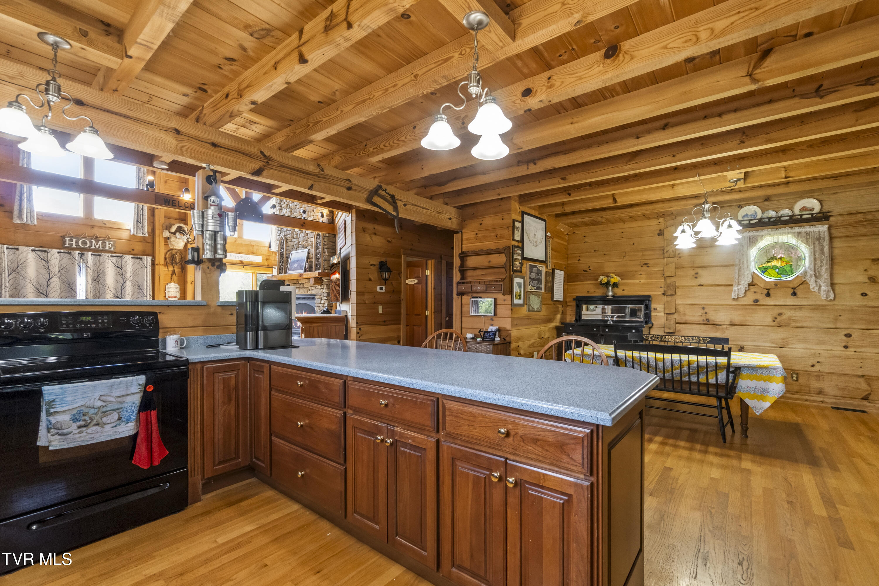 1600 Red Hill Road Greeneville, TN 37743 - Photo 16 of 73 Johnson Kitchen dining room DSC05947