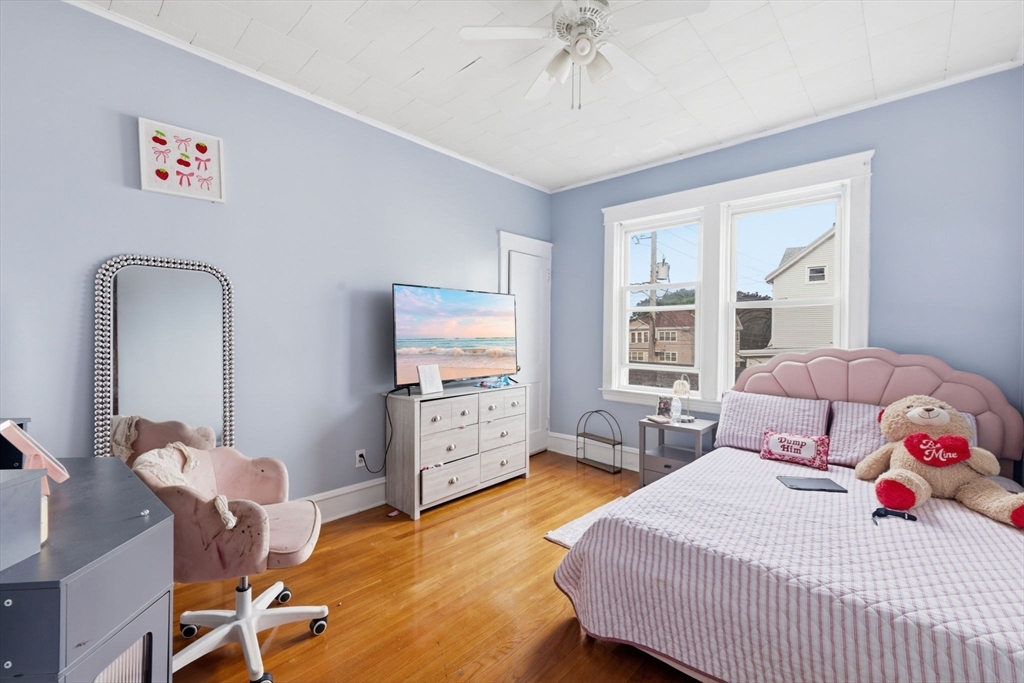 37 Eaton Street Fall River, MA 02723 - Photo 17 of 42