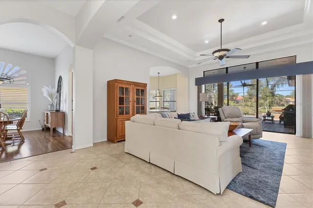 $695,000 | 13861 Siena Loop, Lakewood Ranch, FL 34202