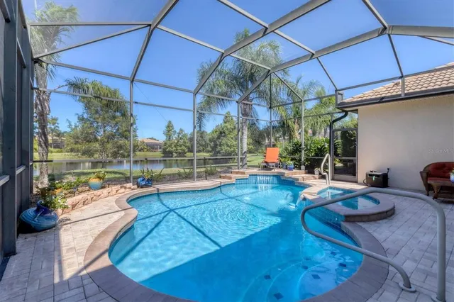 $695,000 | 13861 Siena Loop, Lakewood Ranch, FL 34202