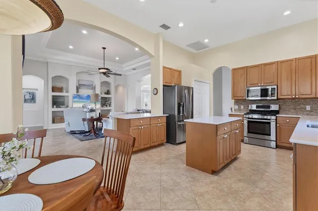 $695,000 | 13861 Siena Loop, Lakewood Ranch, FL 34202