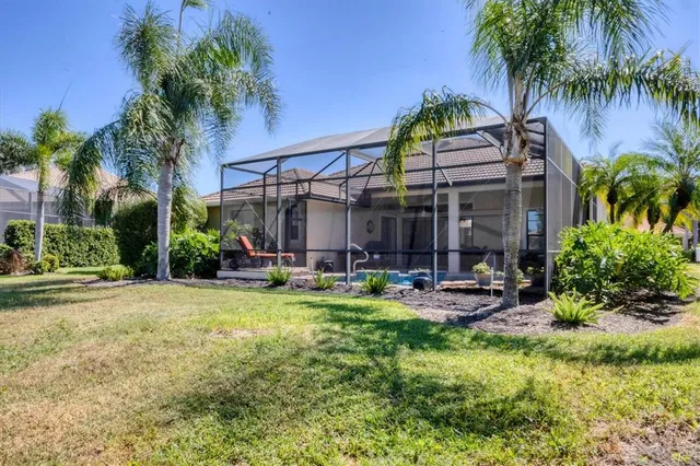 $695,000 | 13861 Siena Loop, Lakewood Ranch, FL 34202