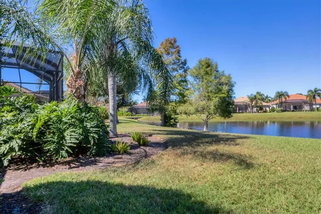 $695,000 | 13861 Siena Loop, Lakewood Ranch, FL 34202