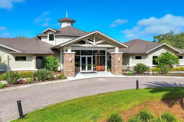 $695,000 | 13861 Siena Loop, Lakewood Ranch, FL 34202