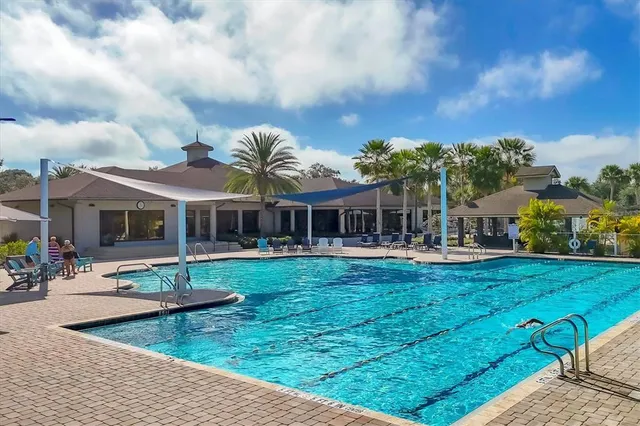 $695,000 | 13861 Siena Loop, Lakewood Ranch, FL 34202