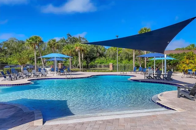 $695,000 | 13861 Siena Loop, Lakewood Ranch, FL 34202